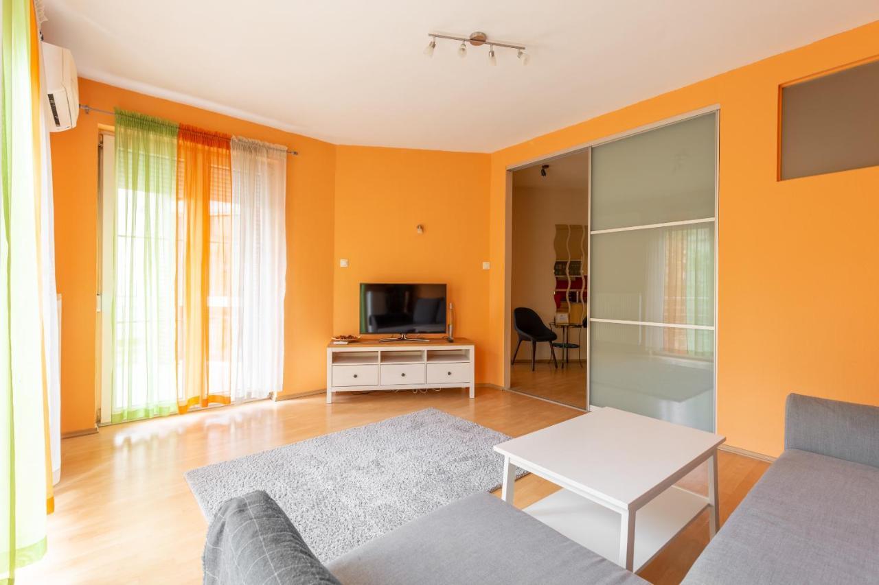M36 Mester Apartment بودابست المظهر الخارجي الصورة